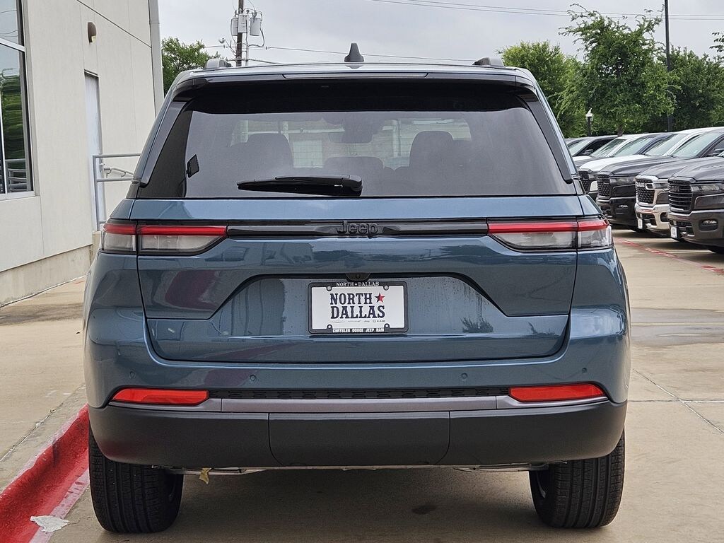 New 2026 Jeep Grand Cherokee LIMITED 4X2 Sport Utility