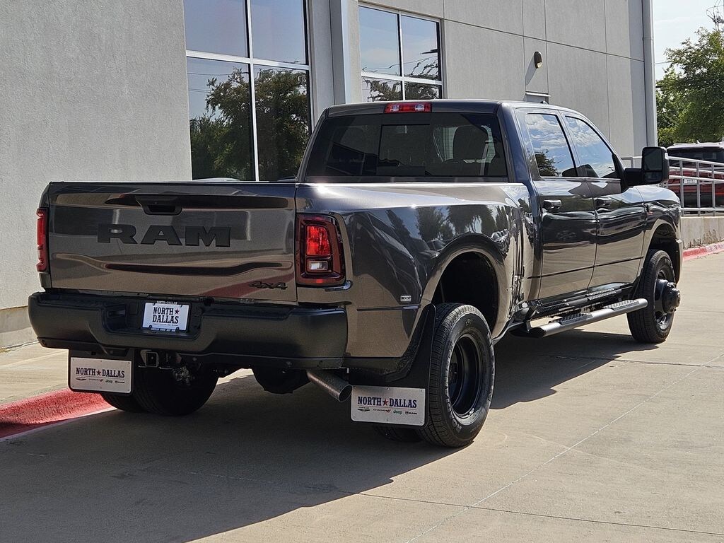 New 2026 Ram 3500 TRADESMAN CREW CAB 4X4 8' BOX Pickup