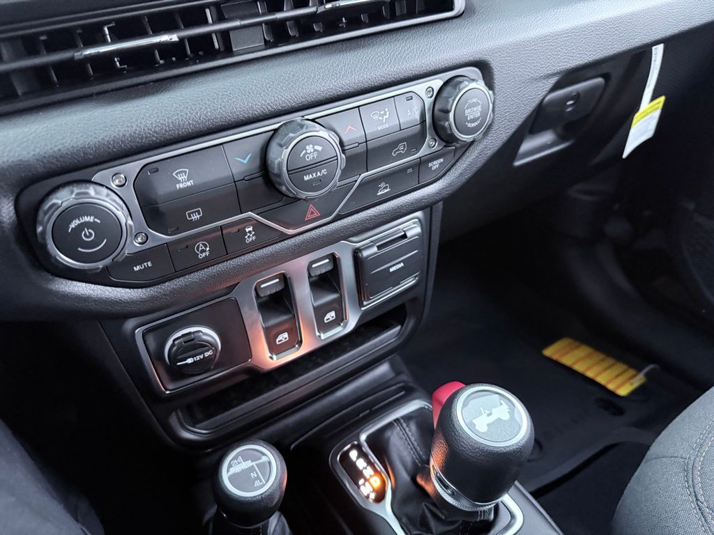 2026 Jeep Wrangler 2-Door Sport - Photo 15