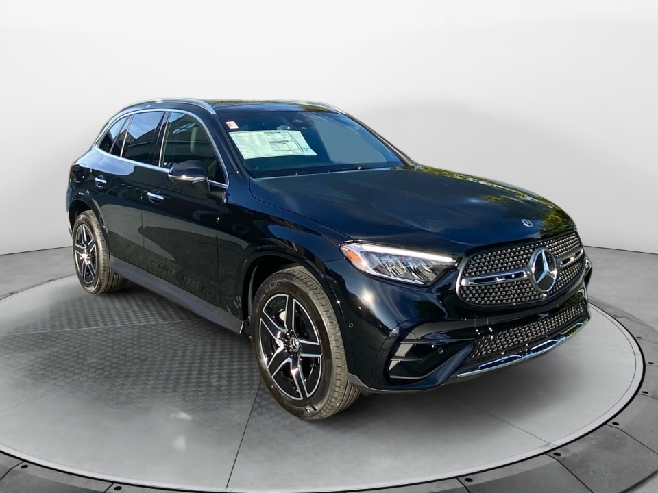 2027 Mercedes-Benz GLC Base