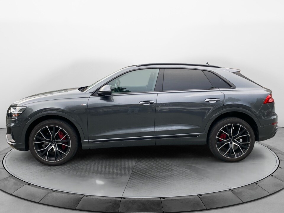 2020 Audi Q8 55 Premium photo 4