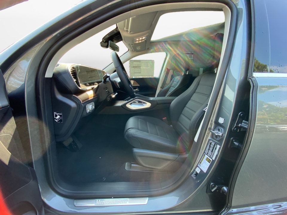 2026 Mercedes-Benz GLS Base - Photo 9