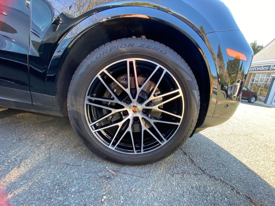 2025 Porsche Cayenne Coup Base - Photo 25