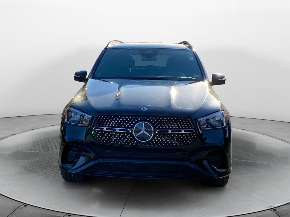 2025 Mercedes Benz GLE 450 4MATIC photo 2