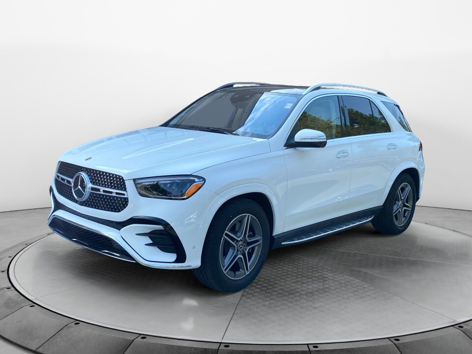 2026 Mercedes Benz GLE 450 4MATIC photo 3