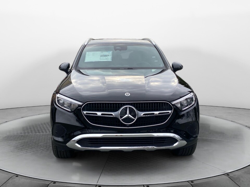 2026 Mercedes Benz GLC 300 4MATIC photo 2