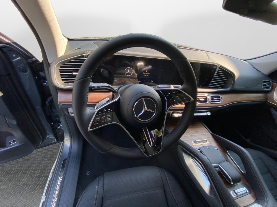 2026 Mercedes-Benz GLS Base - Photo 10