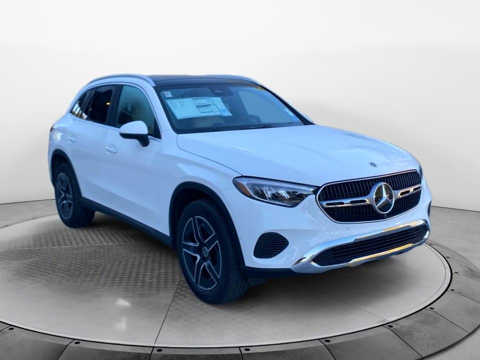 2027 Mercedes-Benz GLC Base