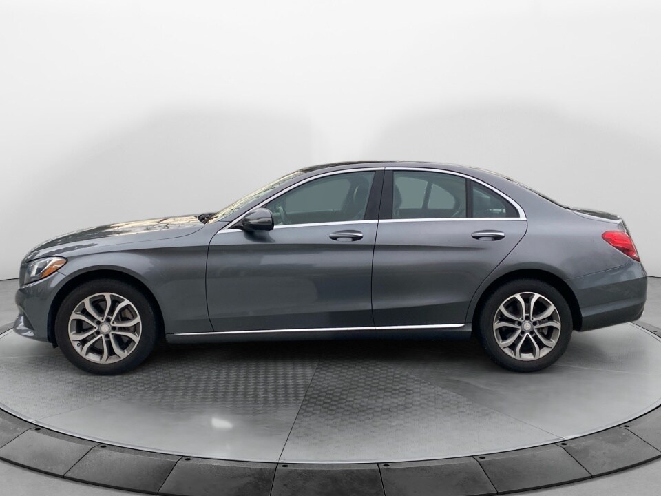 2017 Mercedes Benz C 300 4MATIC Sedan photo 4