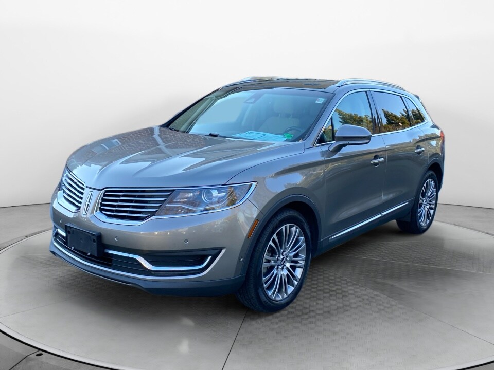 2016 Lincoln MKX Reserve photo 3