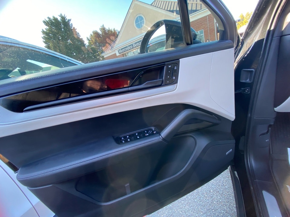 2025 Porsche Cayenne Coup Base - Photo 32