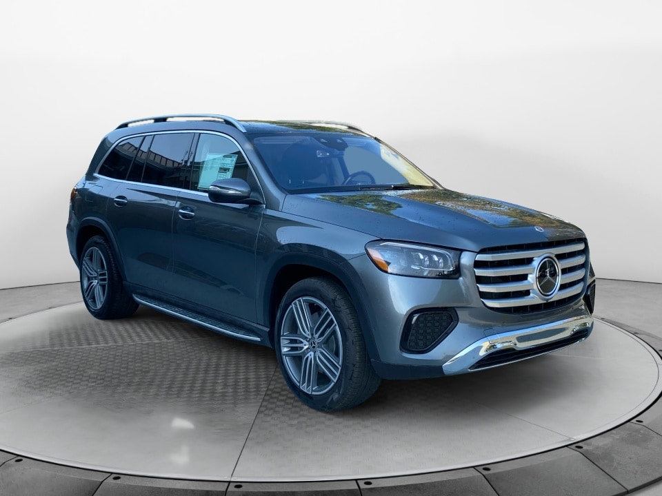2026 Mercedes-Benz GLS Base's photo