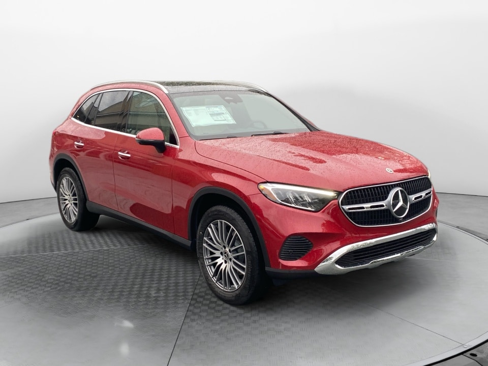 2026 Mercedes-Benz GLC Base's photo