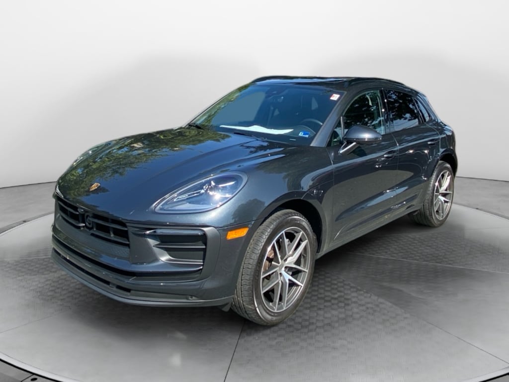 Used 2025 Porsche Macan SUV