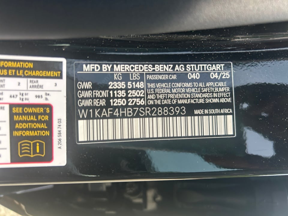 2025 Mercedes-Benz C-Class Sedan C 300 - Photo 35