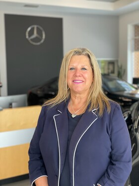 Staff member Susie Younis from 03da2722de5f