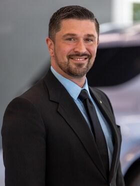 Staff member Justin Bennett from 200c50e3e03f