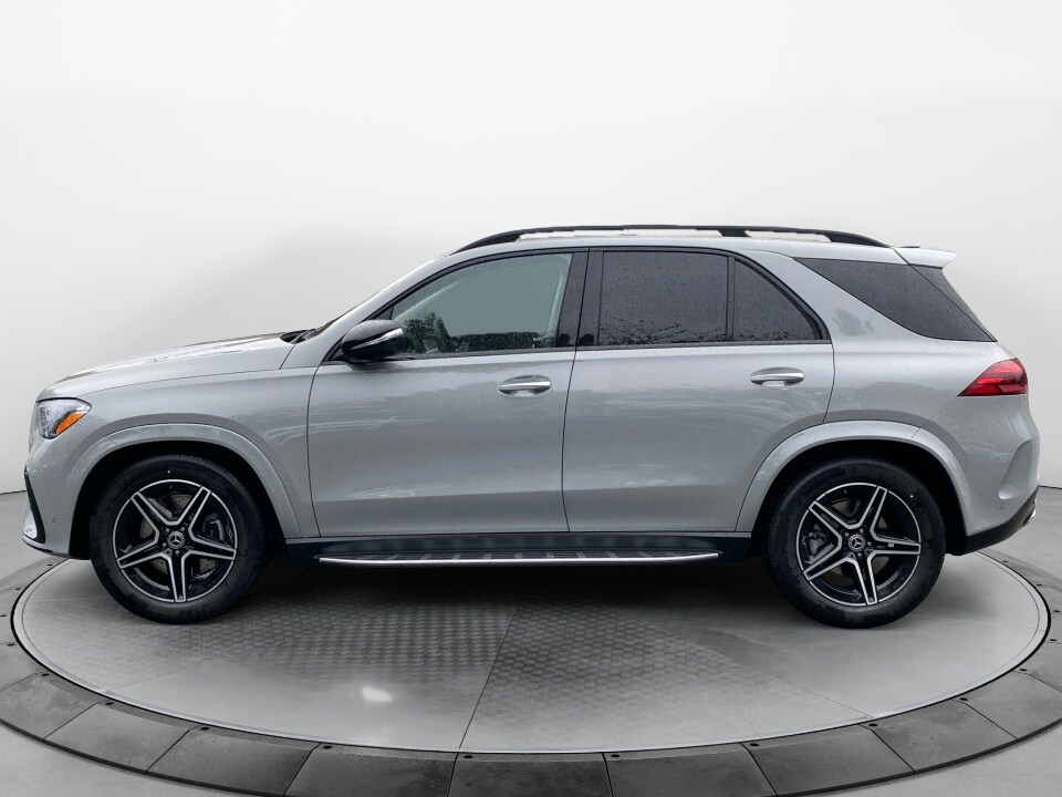 2026 Mercedes Benz GLE 450 4MATIC photo 2