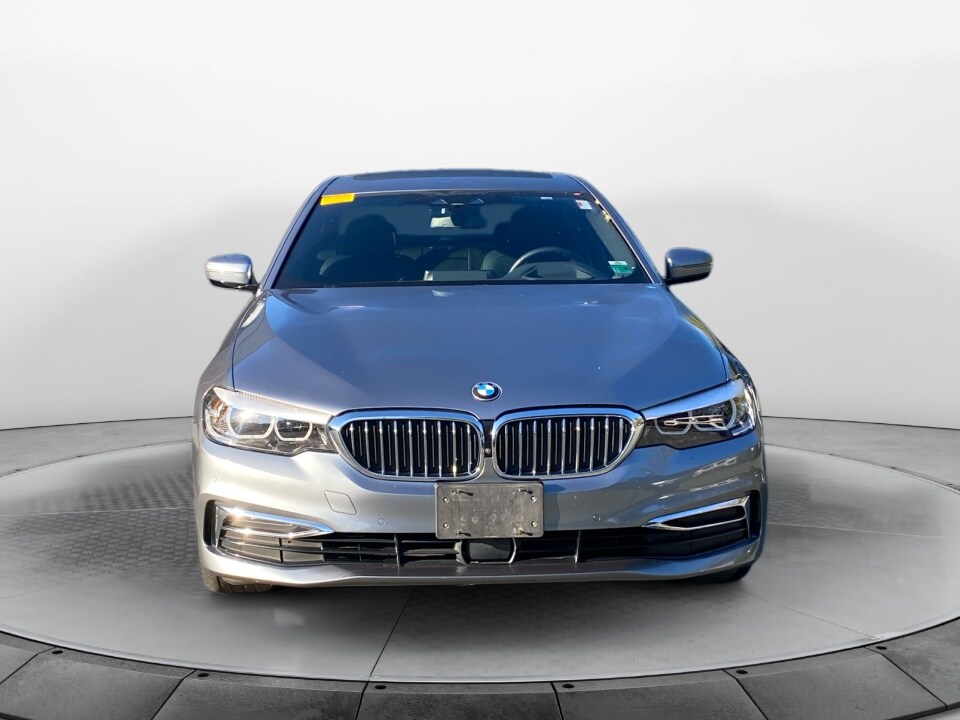 2019 Bmw 530i xDrive photo 2