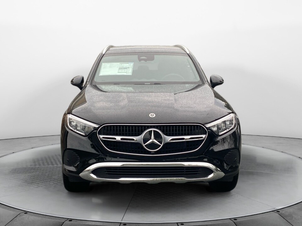 2026 Mercedes Benz GLC 300 4MATIC photo 2