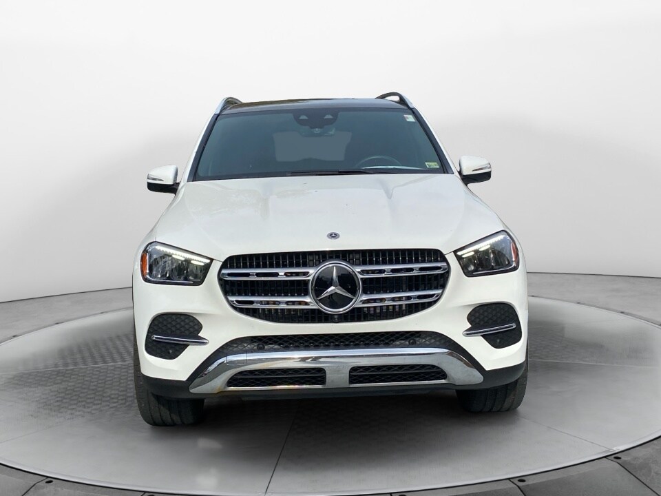 2025 Mercedes Benz GLE 350 4MATIC photo 2