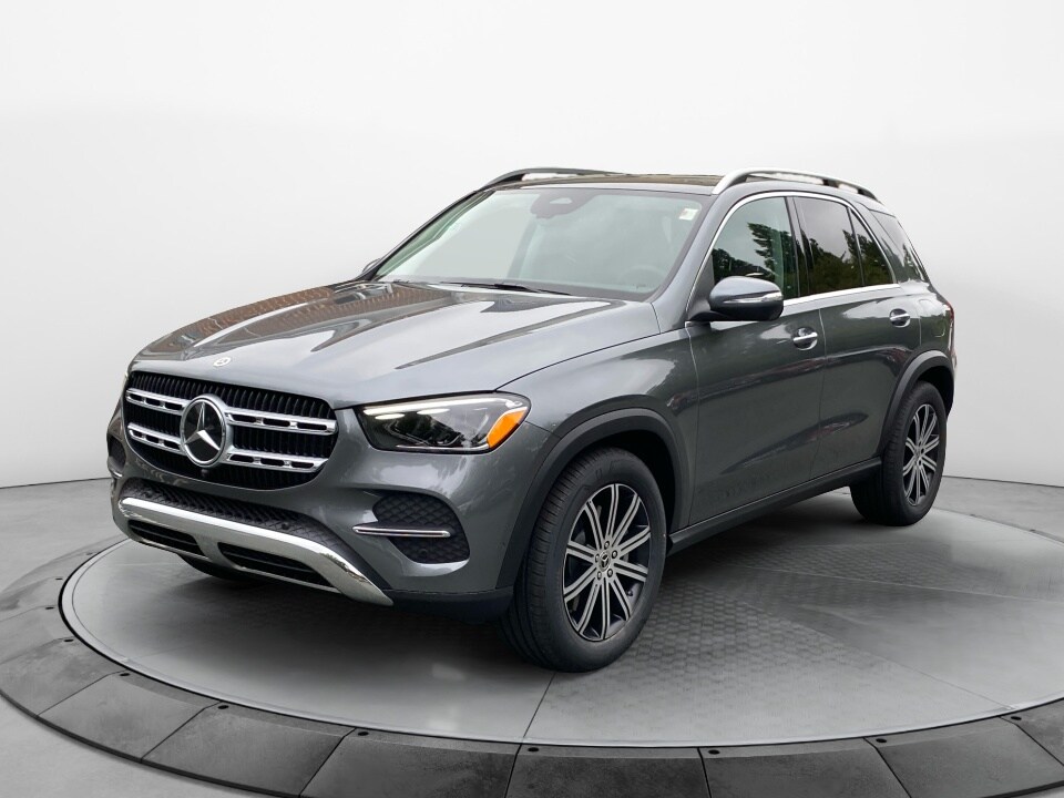 2026 Mercedes Benz GLE 450e 4MATIC photo 3