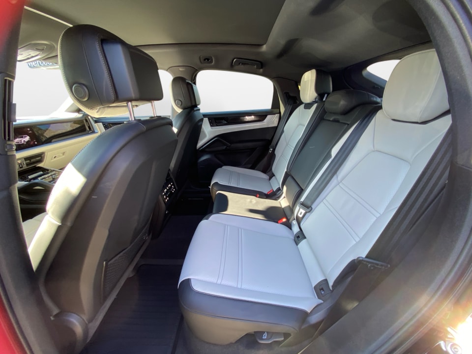 2025 Porsche Cayenne Coup Base - Photo 13