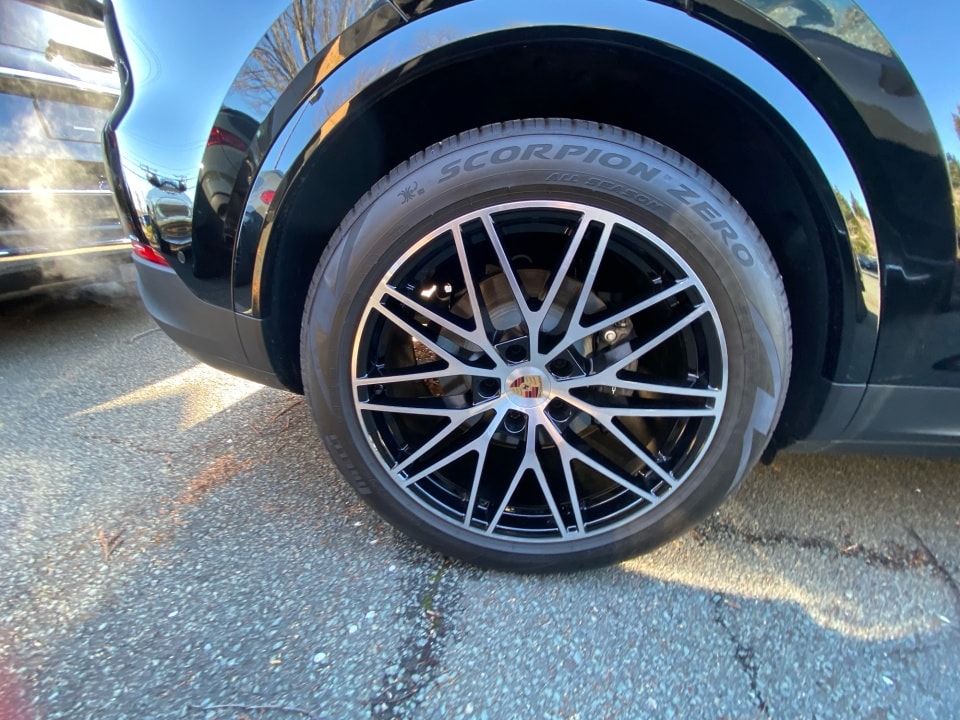 2025 Porsche Cayenne Coup Base - Photo 23