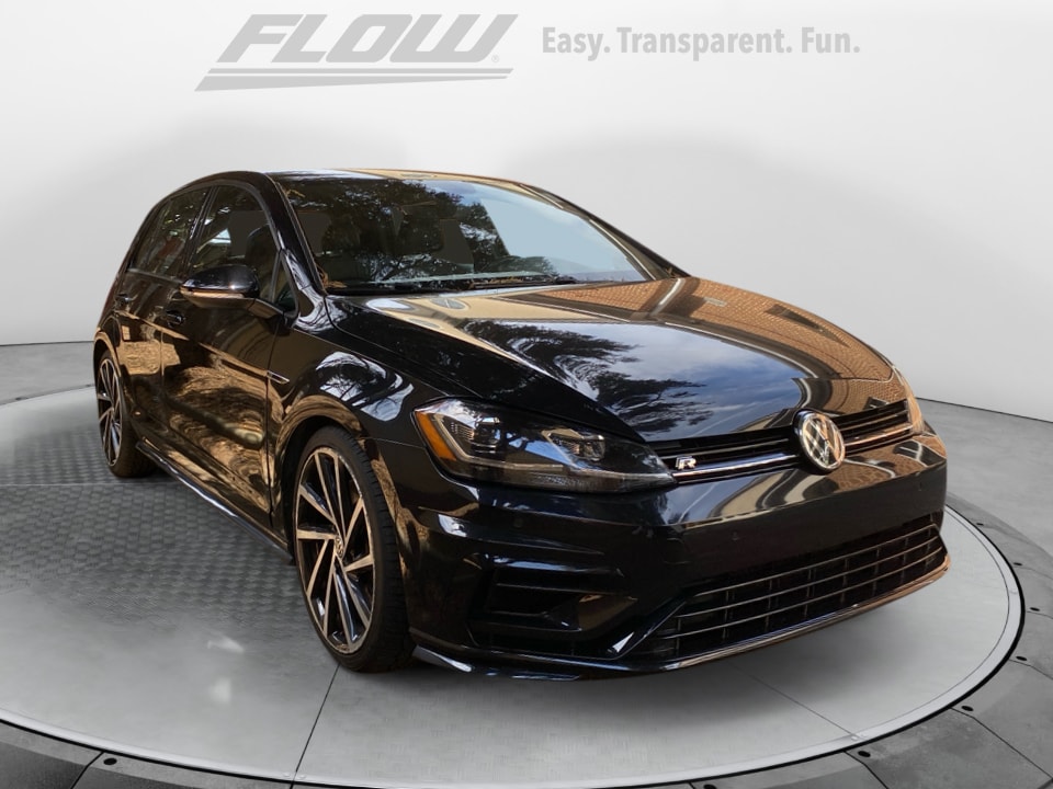 2018 Volkswagen Golf R w/DCC & Navigation 4-door DSG's photo