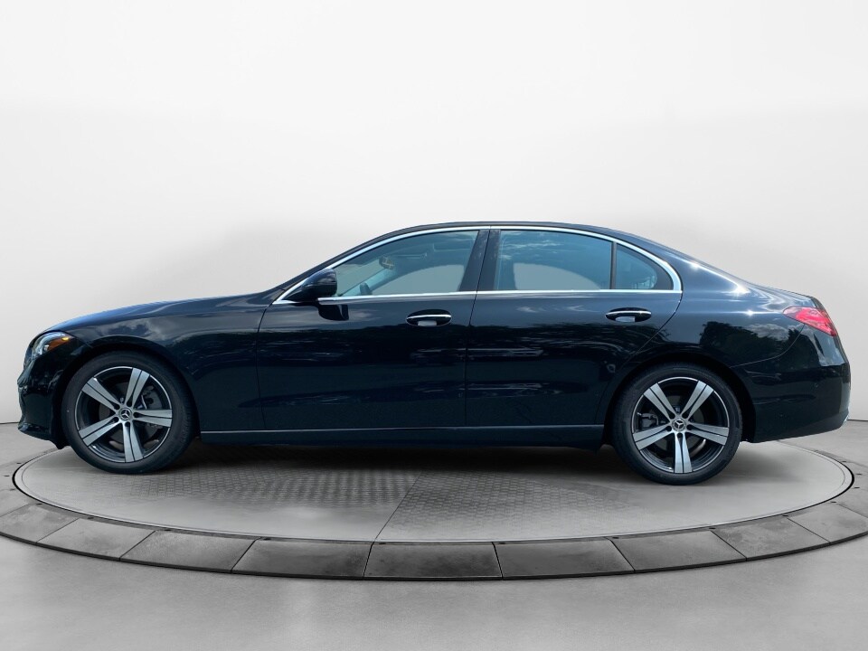 2025 Mercedes Benz C 300 4MATIC photo 4
