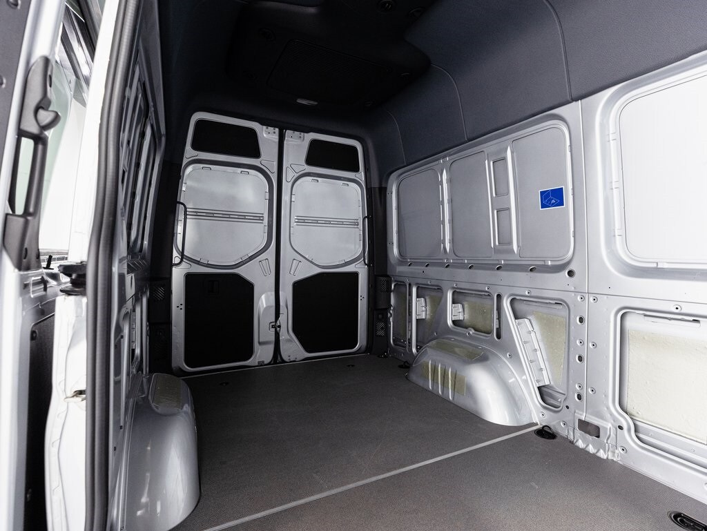 2024 MERCEDES-BENZ SPRINTER - Image 30