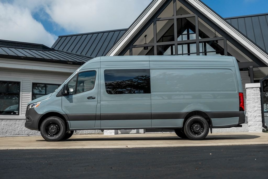 New 2026 Mercedes-Benz Sprinter 2500 High Roof 4-Cyl Diesel