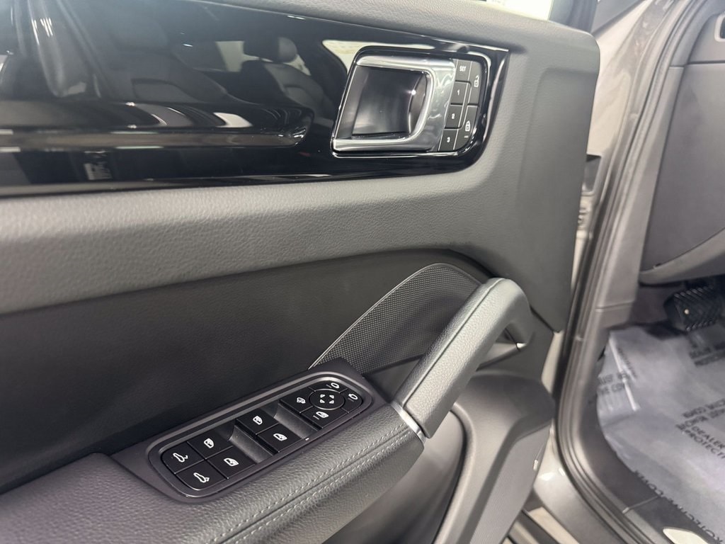 2023 PORSCHE CAYENNE - Image 6