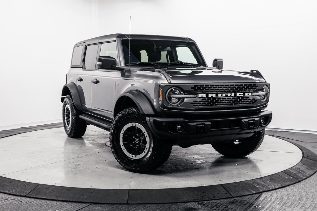 2023 FORD BRONCO - Image 1