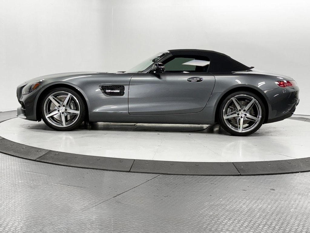 2019 MERCEDES-BENZ AMG GT - Image 4