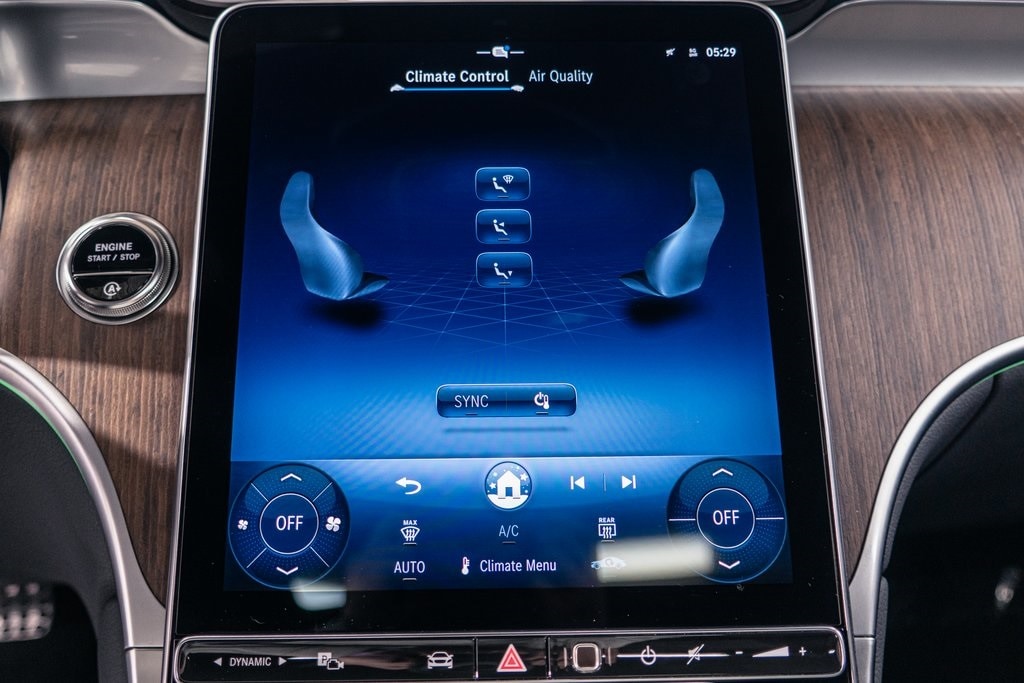 2025 MERCEDES-BENZ GLC-CLASS - Image 17