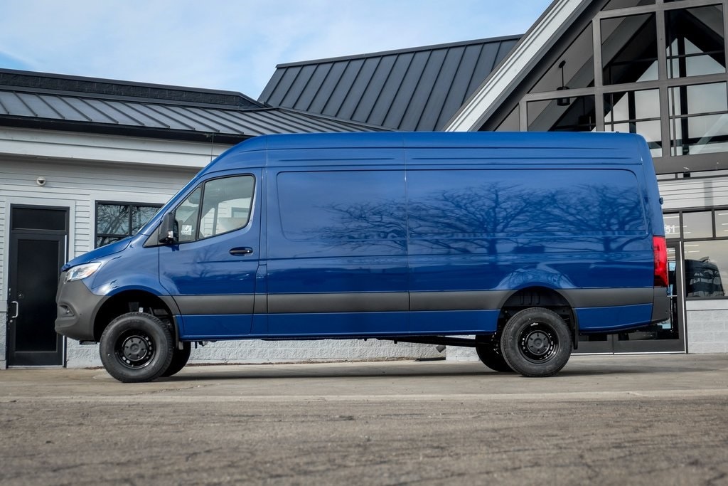 2025 MERCEDES-BENZ SPRINTER - Image 4