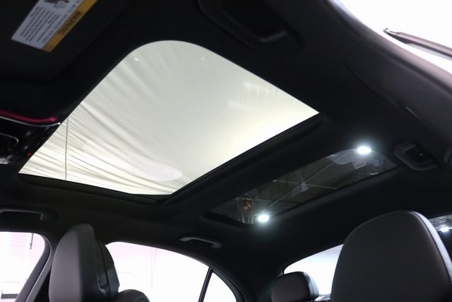 2025 MERCEDES-BENZ C-CLASS - Image 10