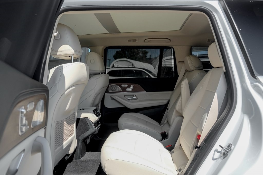 2026 MERCEDES-BENZ GLS-CLASS - Image 18