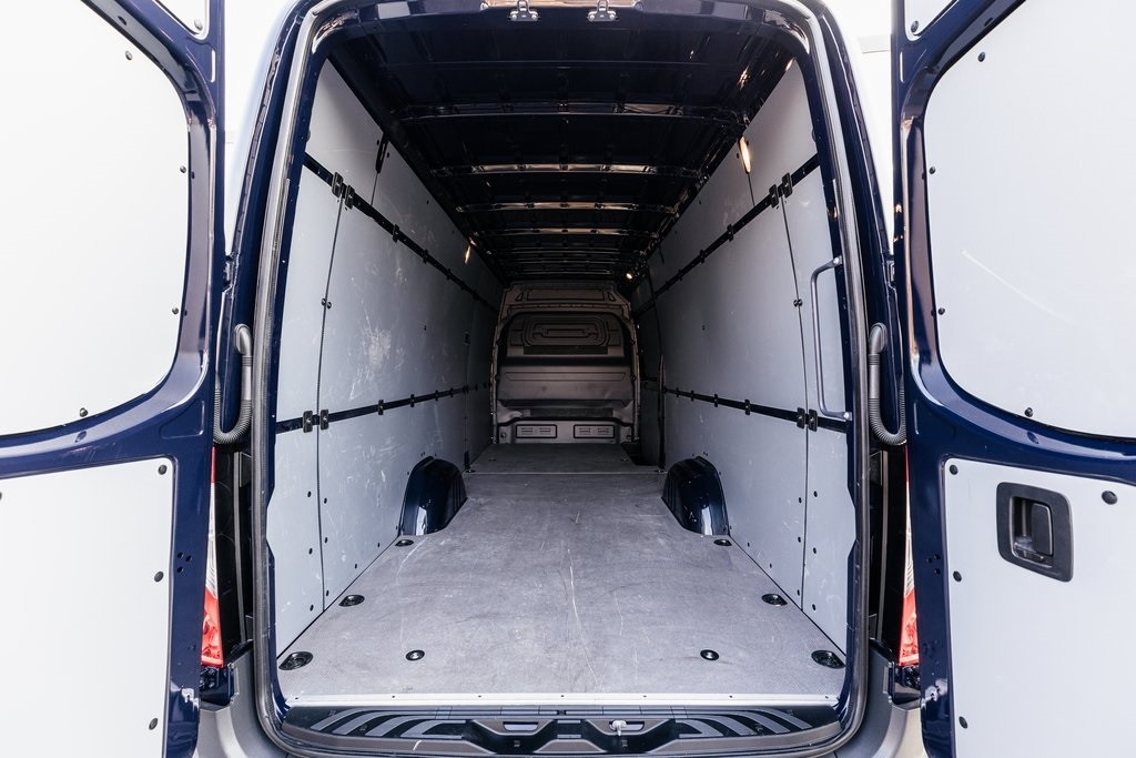 2025 MERCEDES-BENZ SPRINTER - Image 25