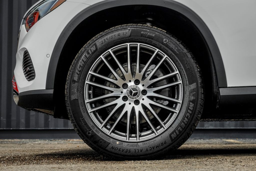 New 2026 Mercedes-Benz GLC 300 4MATIC SUV