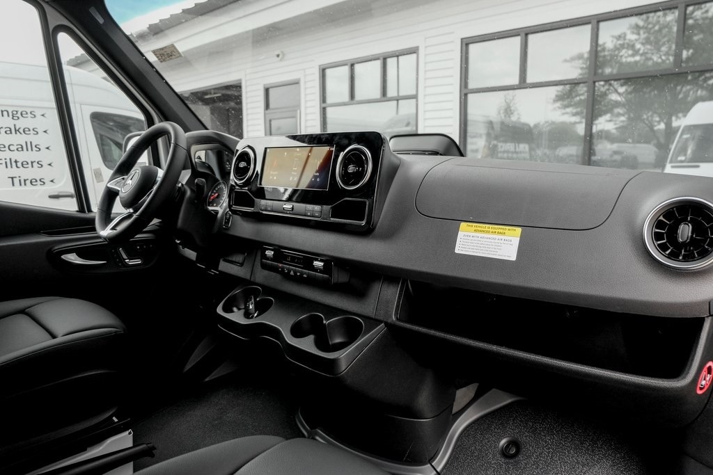 2025 MERCEDES-BENZ SPRINTER - Image 20