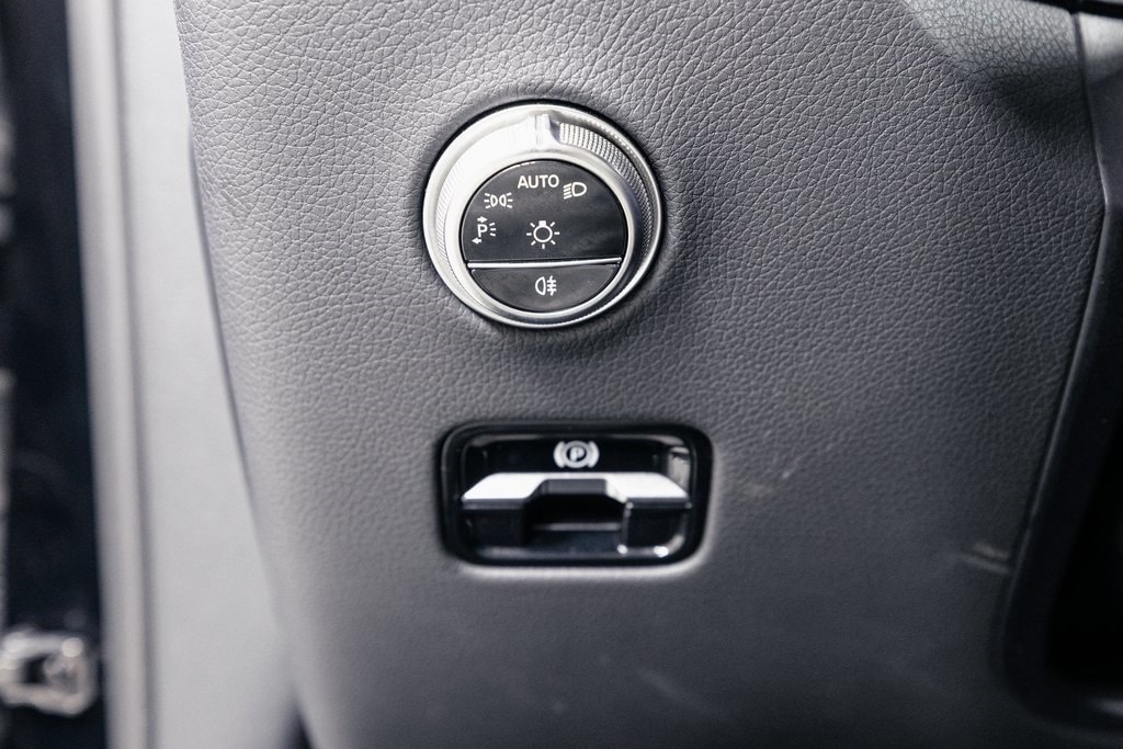 2025 MERCEDES-BENZ GLC-CLASS - Image 10