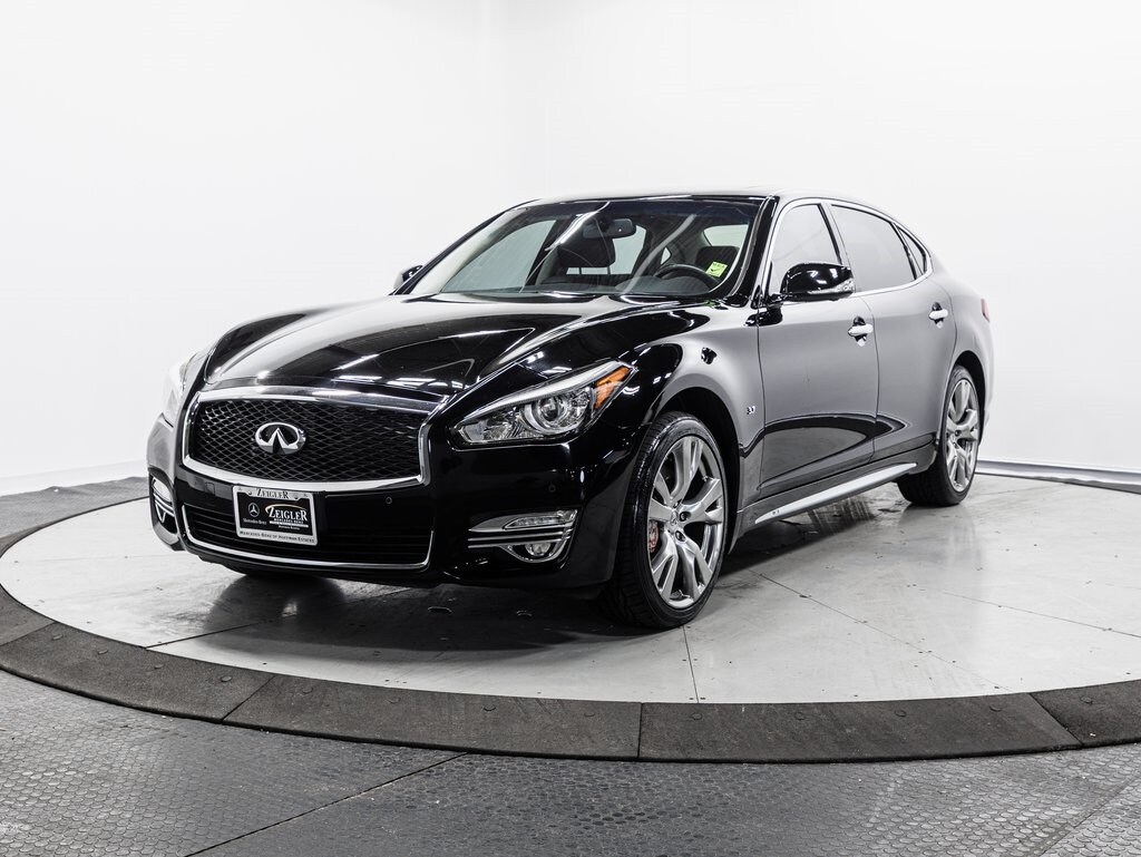 2016 INFINITI Q70L - Image 3