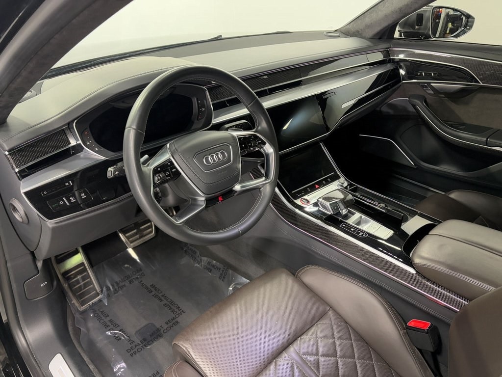 2021 AUDI S8 - Image 9