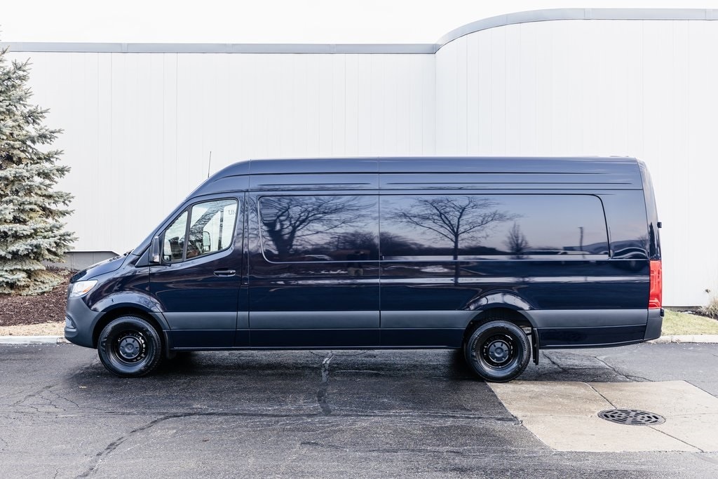 2025 MERCEDES-BENZ SPRINTER - Image 4