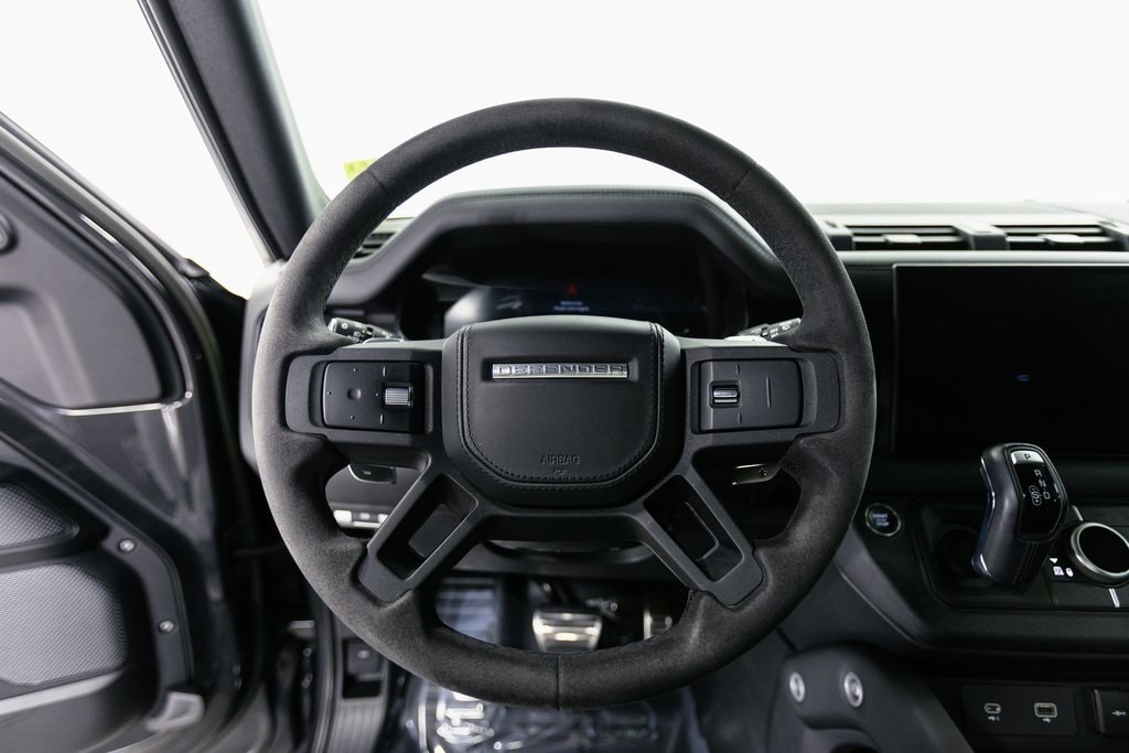 2023 LAND ROVER DEFENDER - Image 12