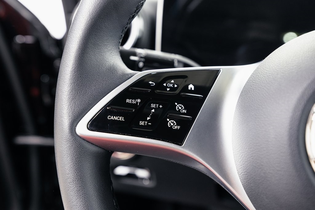 2025 MERCEDES-BENZ C-CLASS - Image 10