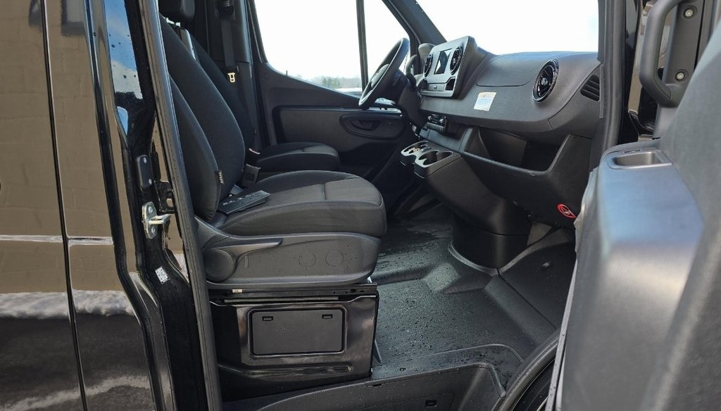 2024 MERCEDES-BENZ SPRINTER - Image 8