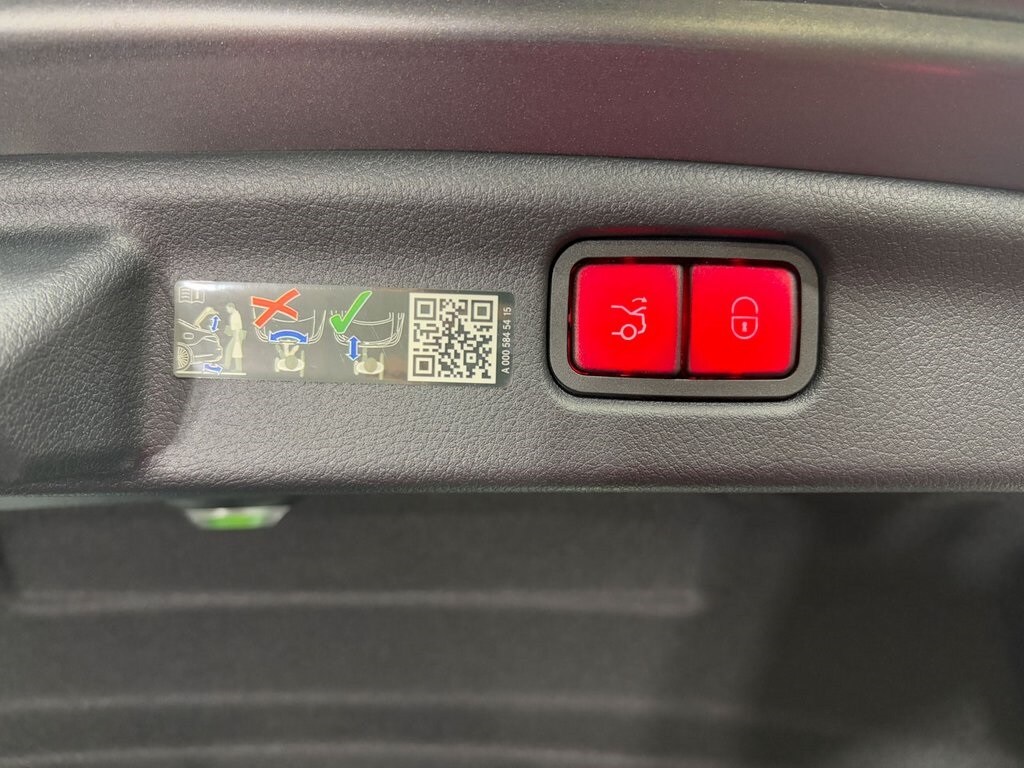 2024 MERCEDES-BENZ C-CLASS - Image 36